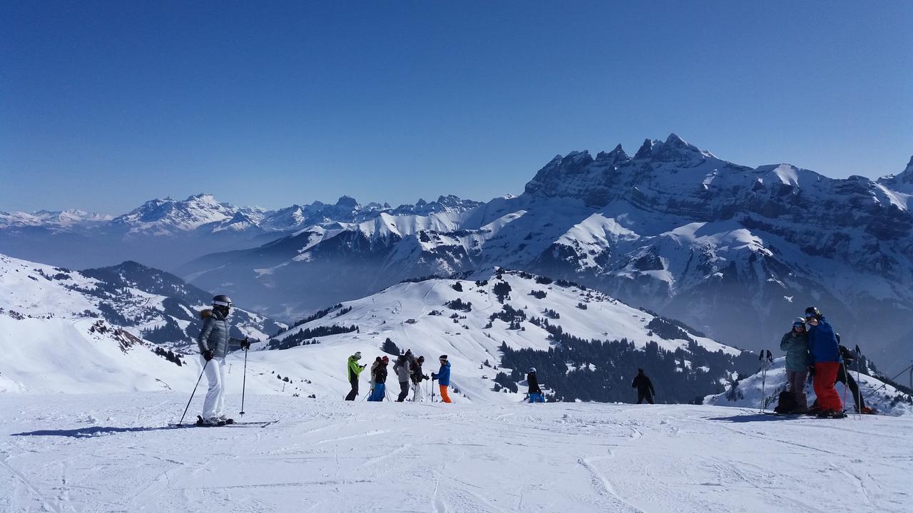 Gite Châtel Exterior foto